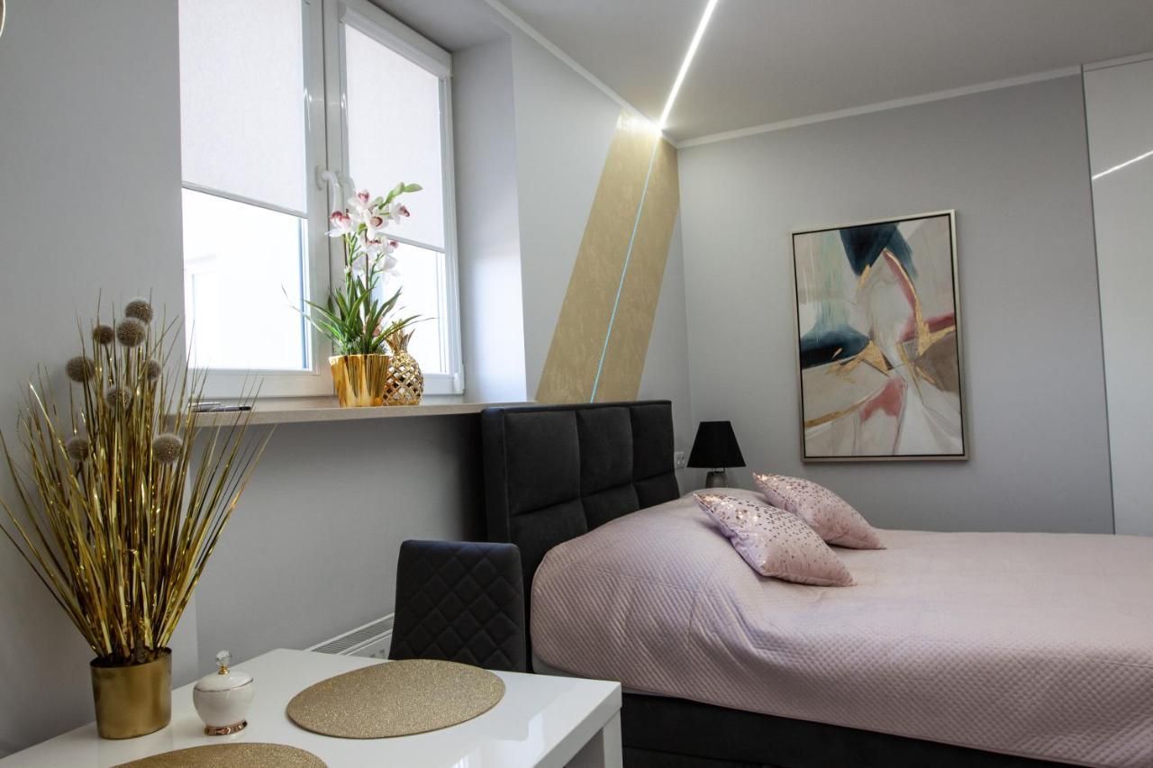 Apartamento Novel New Varsovia Exterior foto