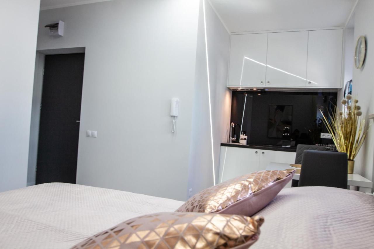 Apartamento Novel New Varsovia Exterior foto